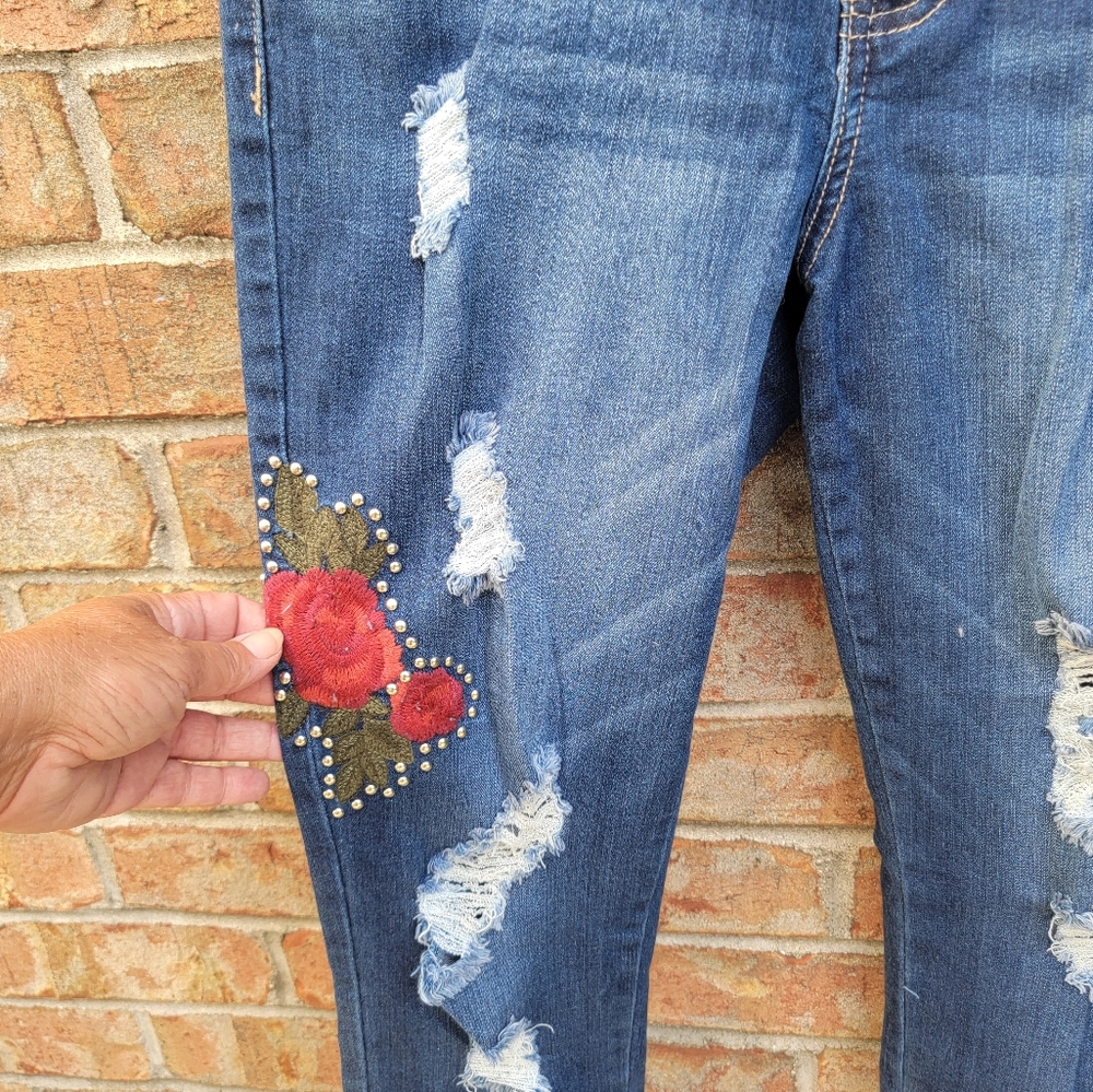 CRED NY Skinny Jeans - Picture 2 of 10